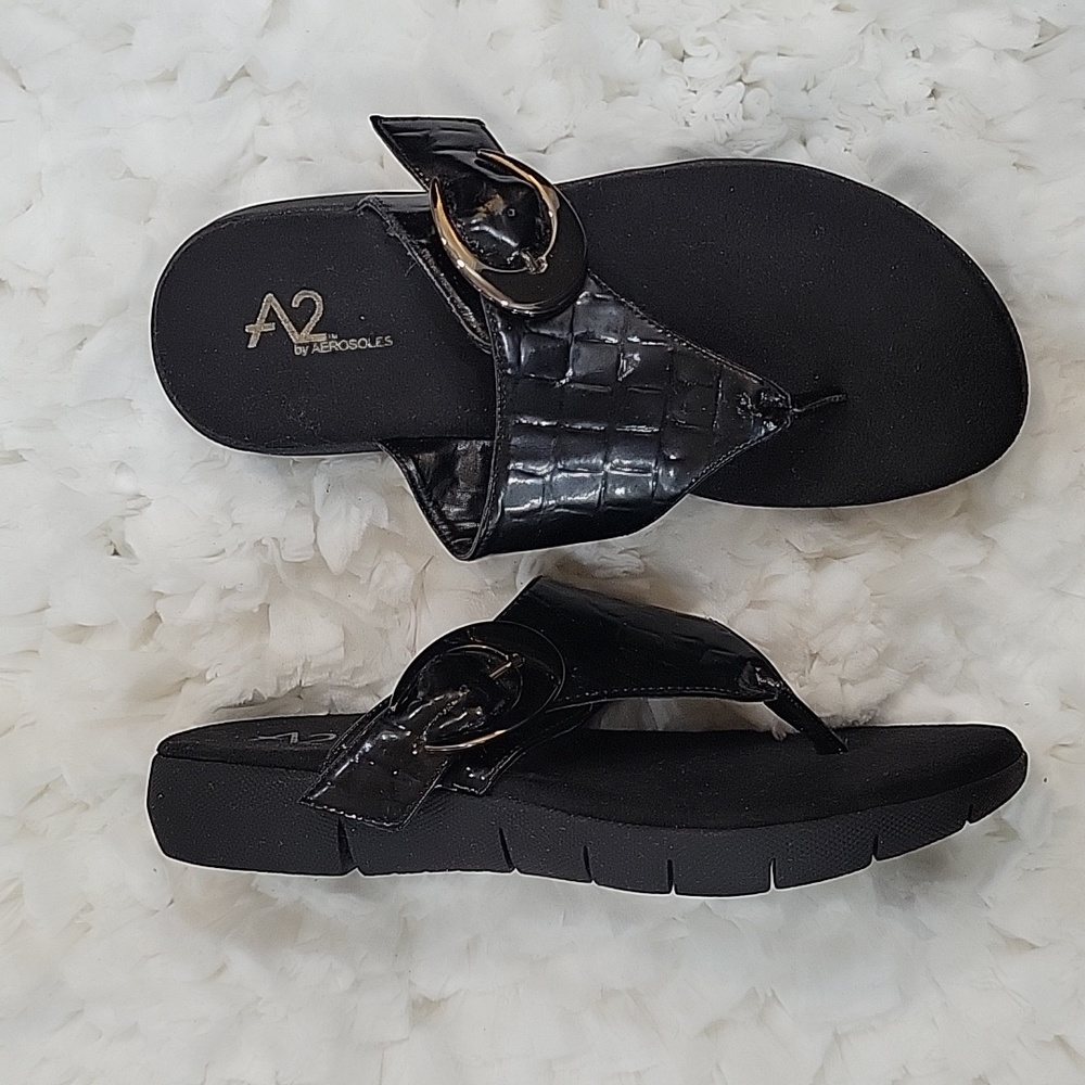 A2 by Aerosoles black patent alligator emboss thong sandal pewter buckle 6 NEW…